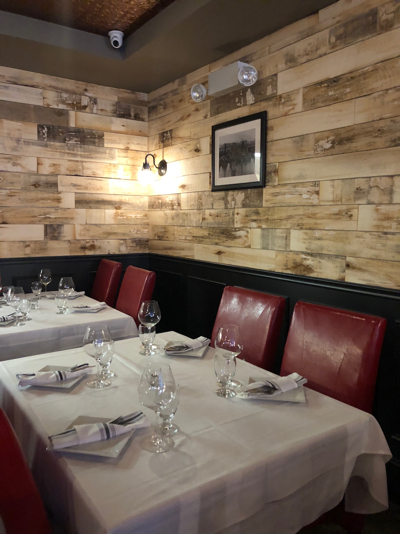 CT Dining // The Cast Iron Chef Chop House & Oyster Bar