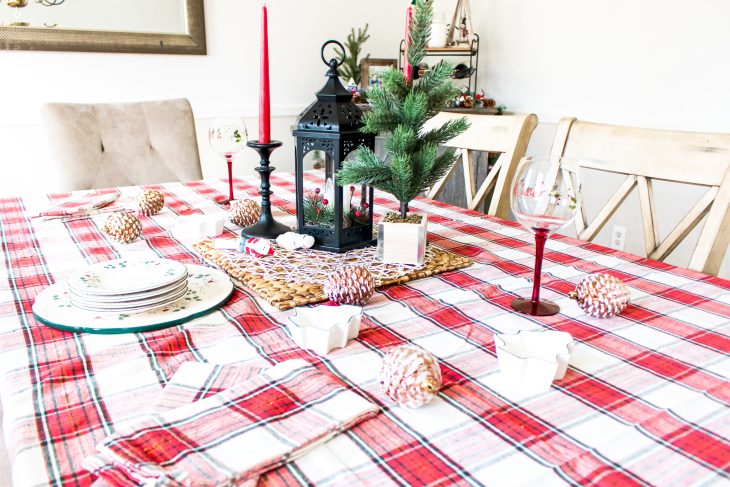 Red Plaid Decorations Dining Room