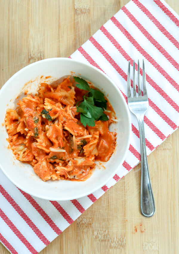 Chicken Spinach Pasta Bake with Vodka Sauce