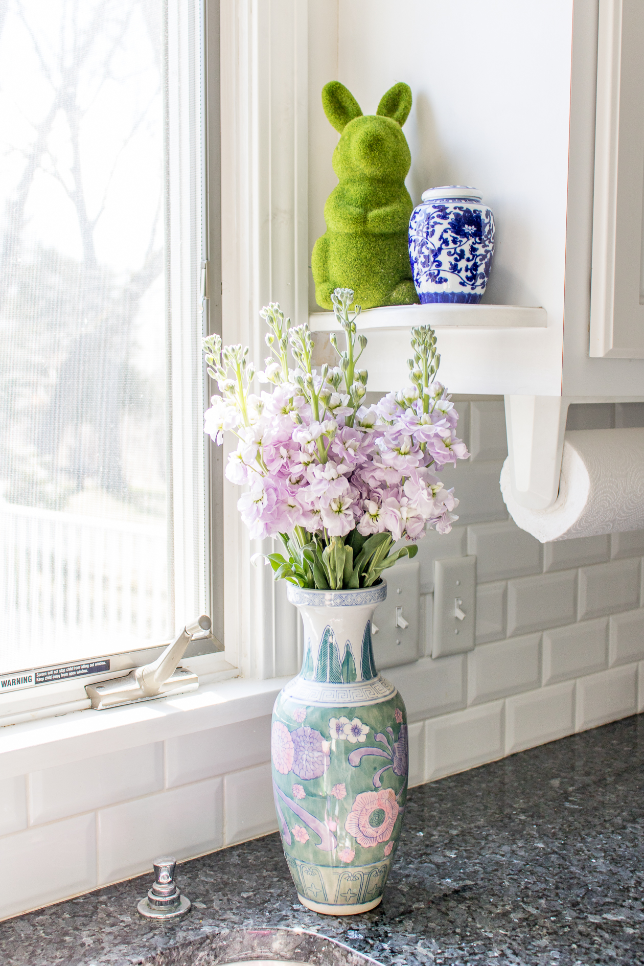 5 Easy and Inexpensive Ways to Decorate for Spring