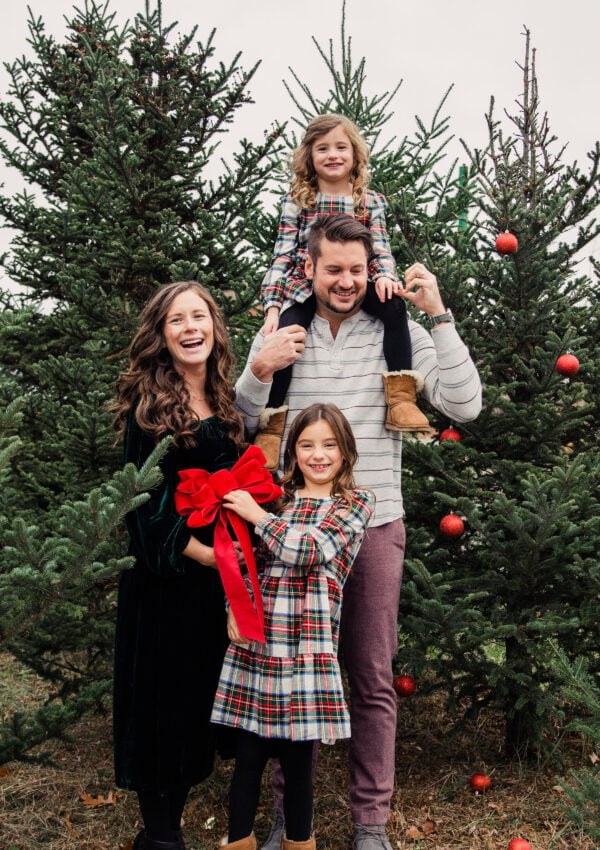 family photo christmas tree farm maternity