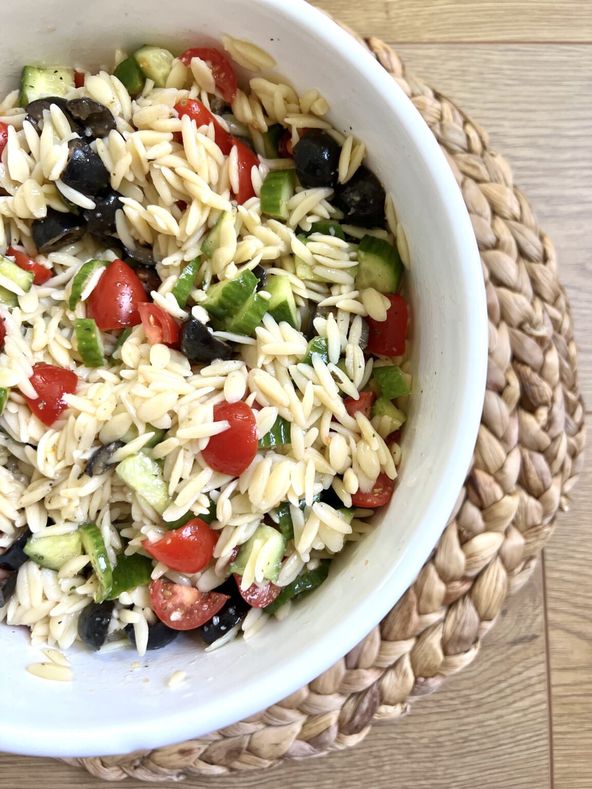 Easy Orzo Pasta Salad with Cucumbers, Tomatoes and Black Olives