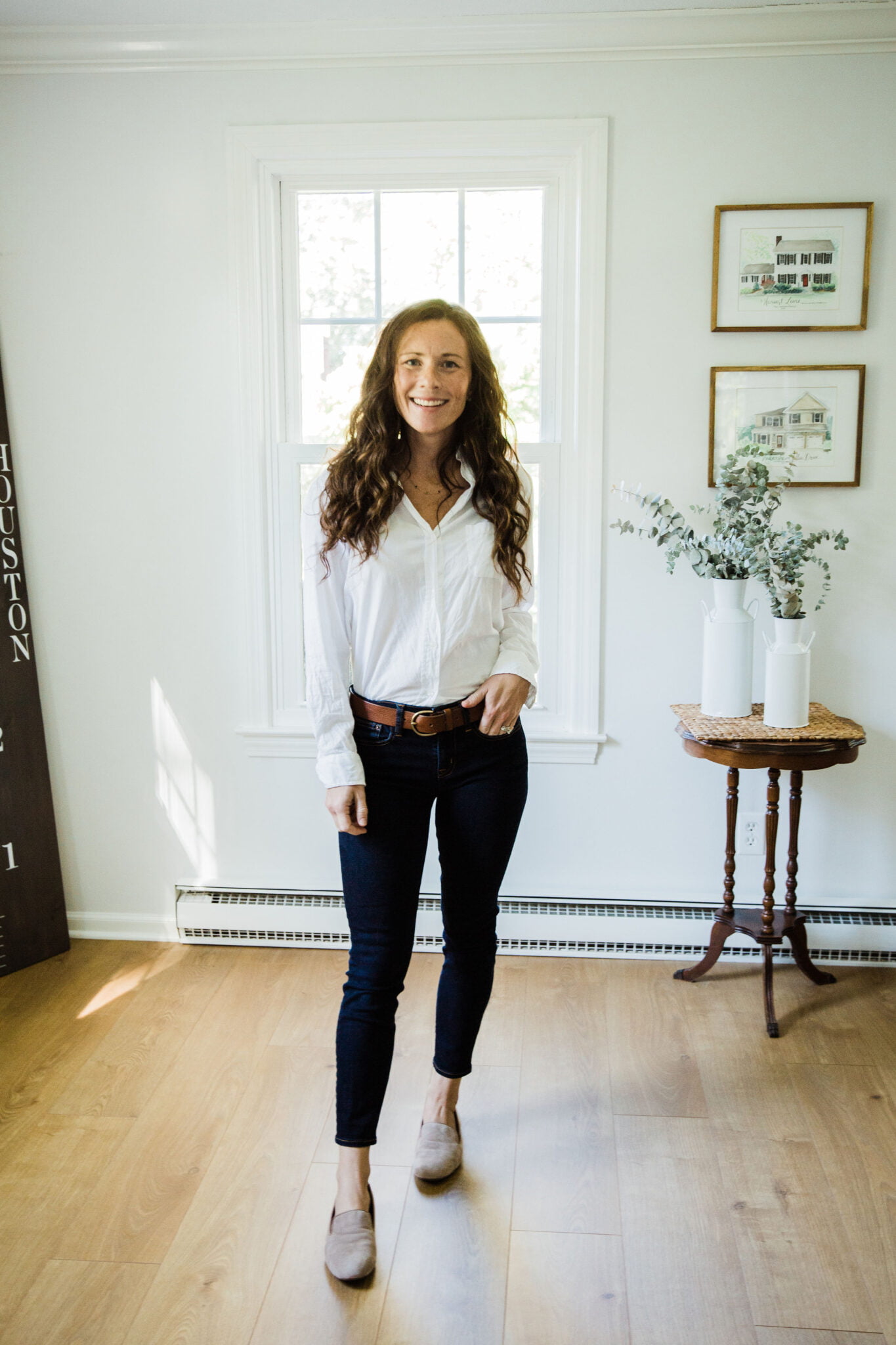 7 Ways to Wear a White Button Up During the Fall - Caitlin Houston