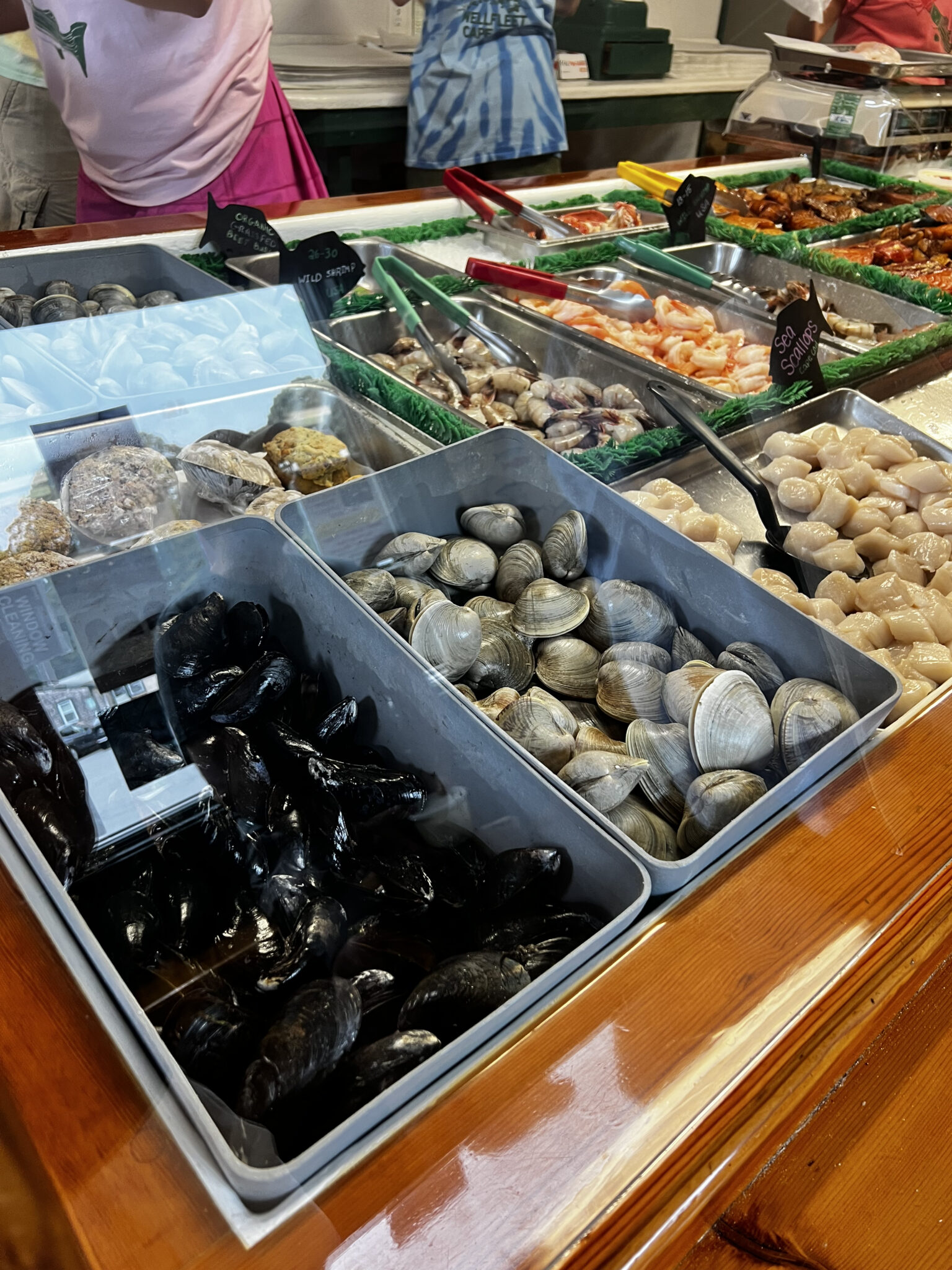 Cape-Cod-Hatch's-Fish-Market