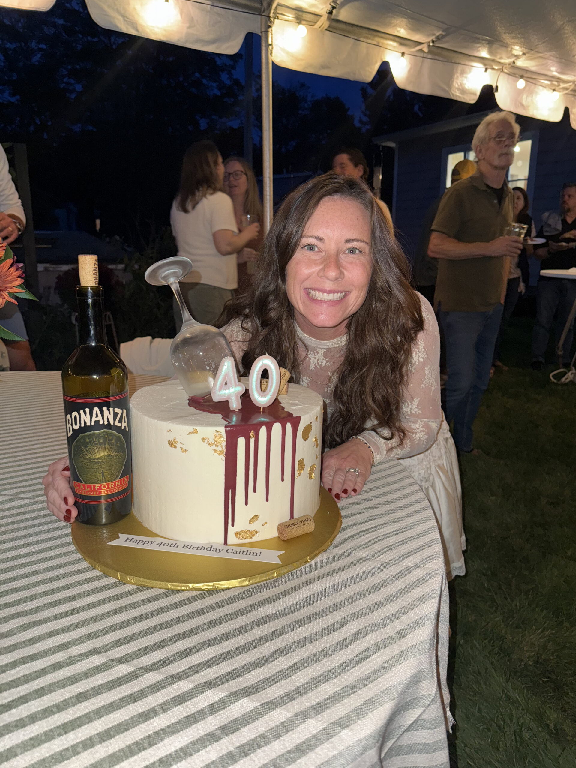 40th Birthday Cake Bonanza Wine