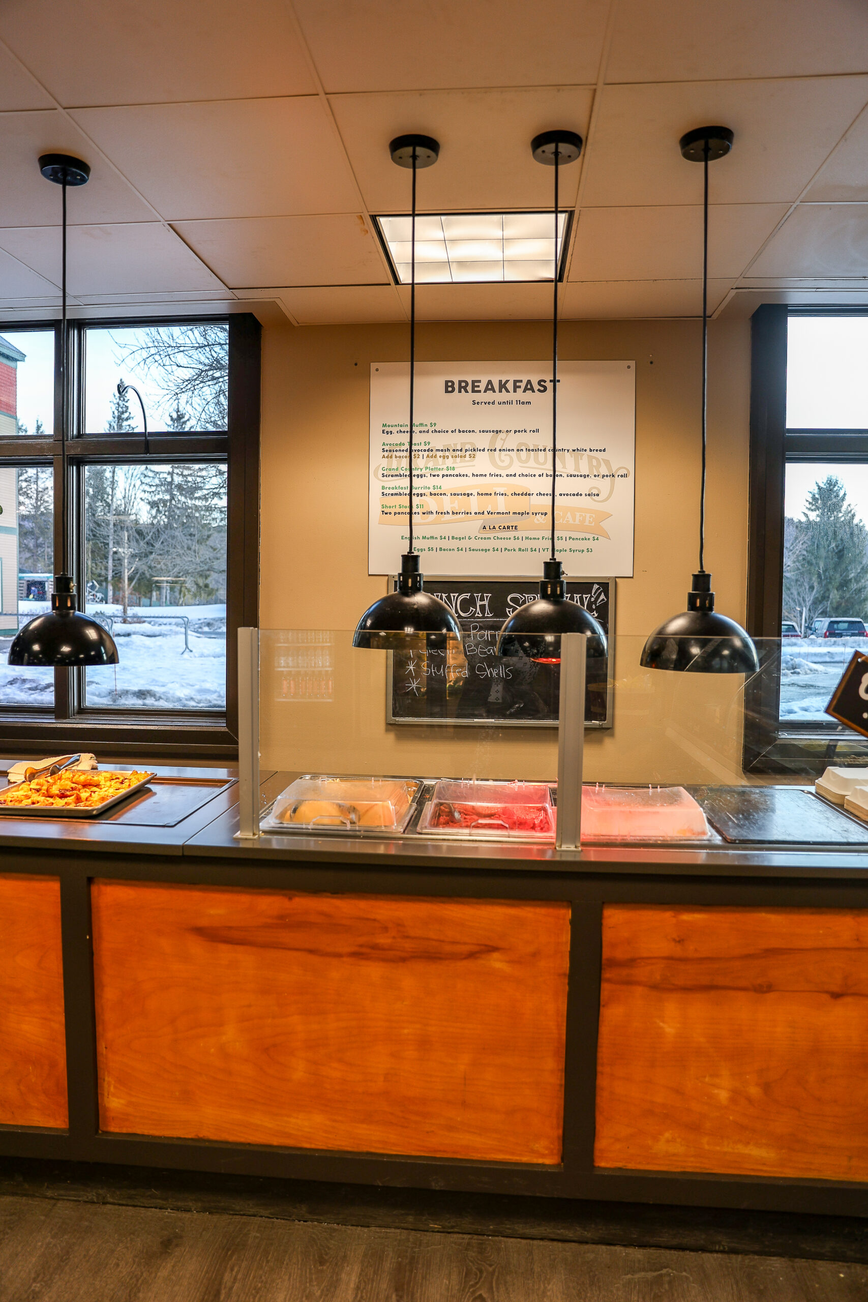 Breakfast Hot Bar at Grand Country Deli Mount Snow