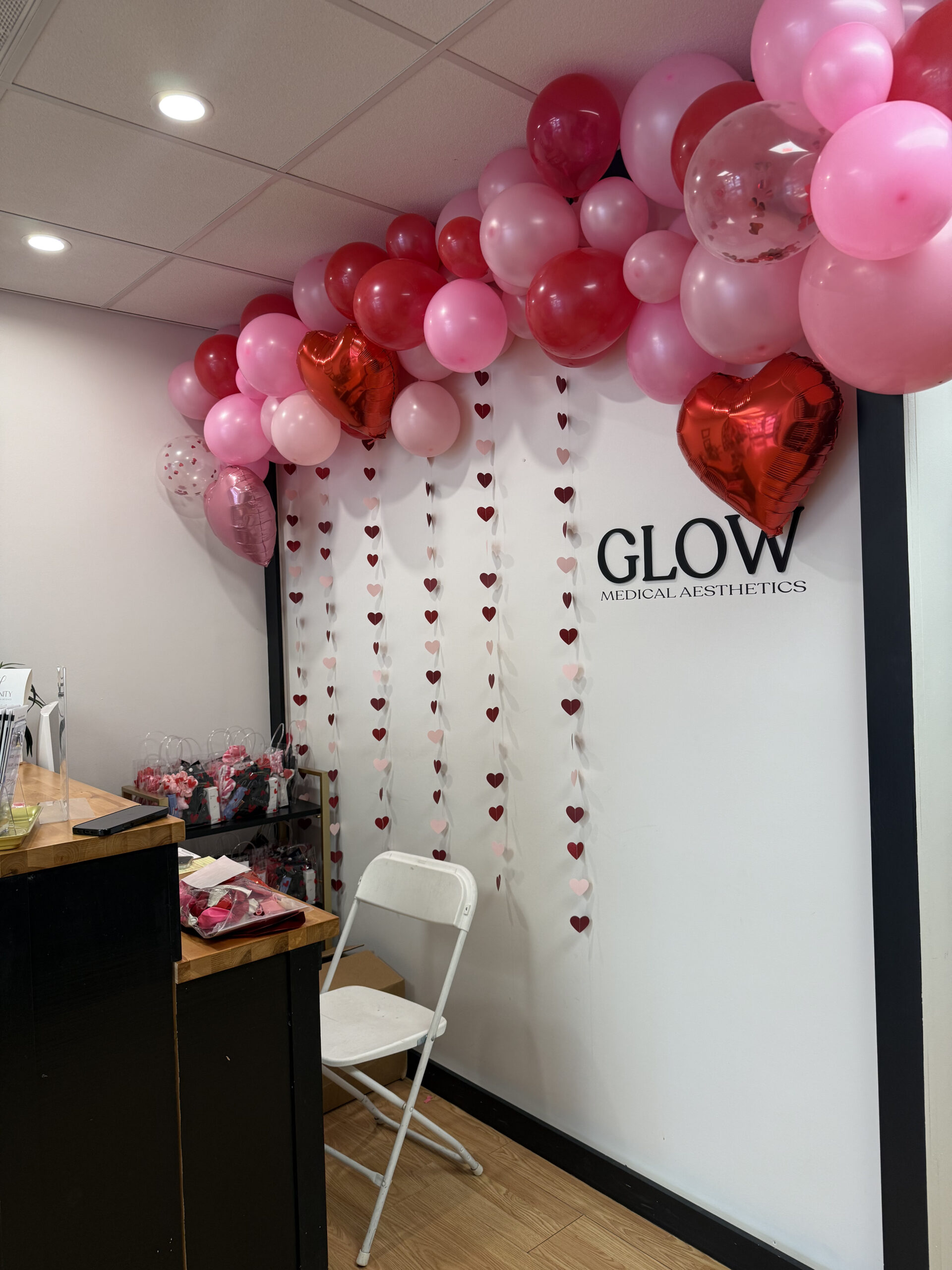Balloon Decor for Girls Night out at Glow