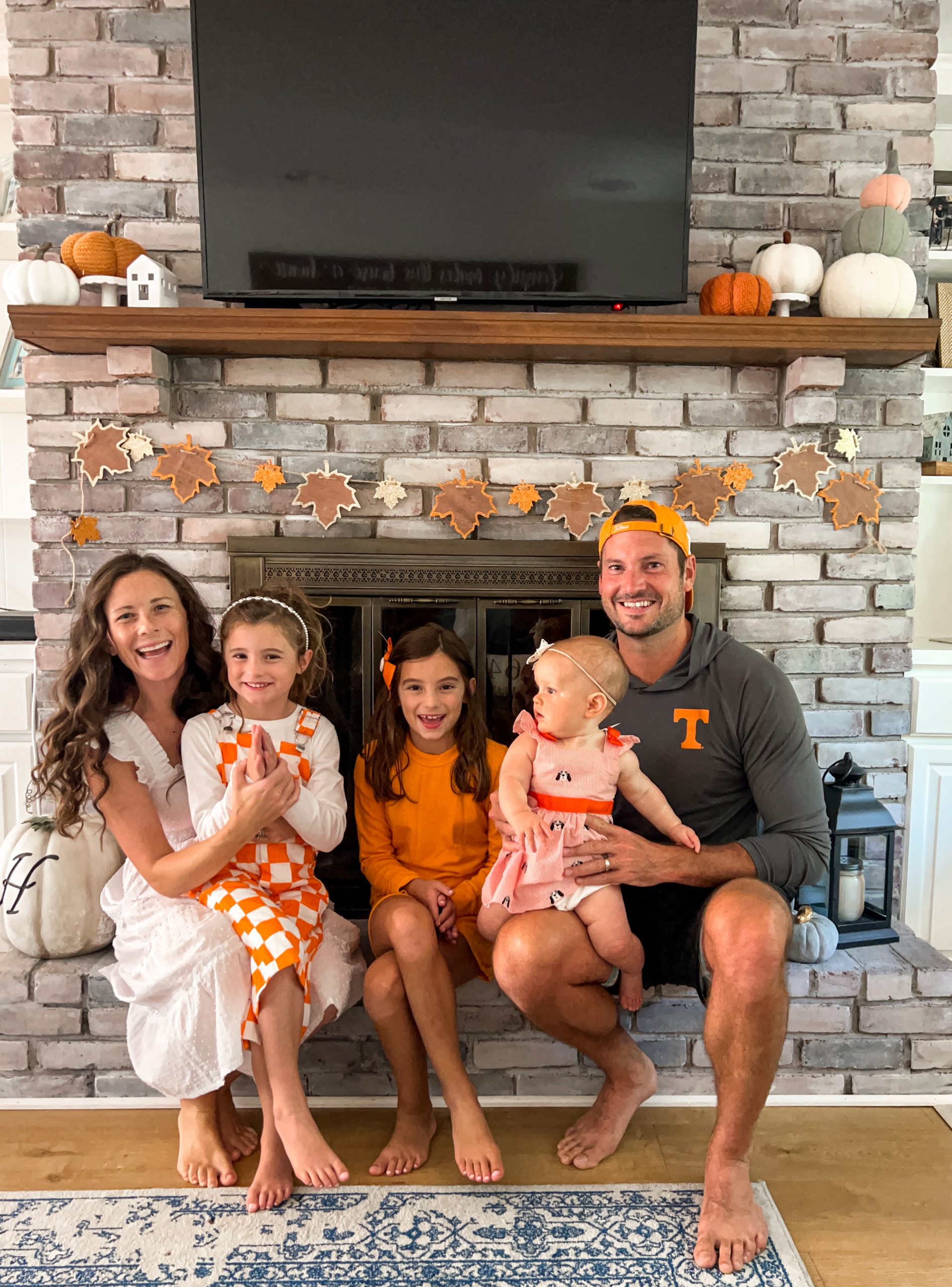 fall family photo tennessee football fans